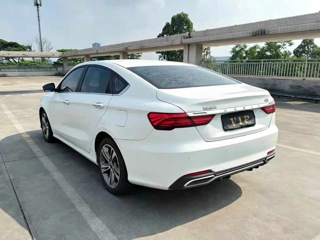 Geely Binrui — миниатюра 9