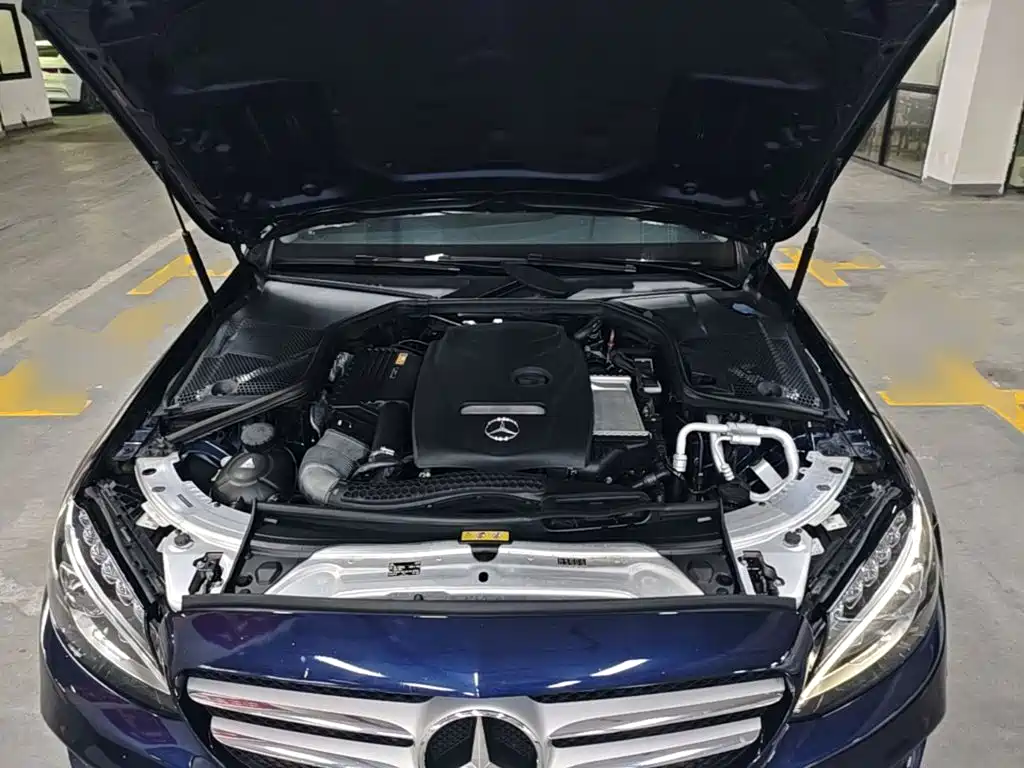 Mercedes-Benz C-Class — миниатюра 16