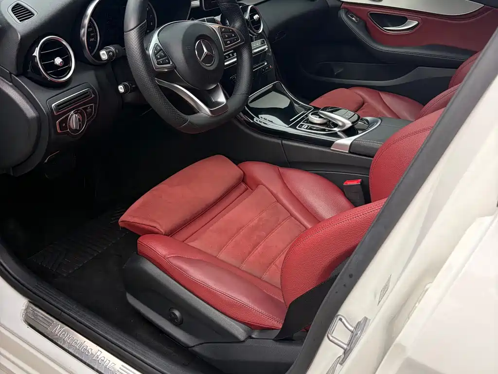 Mercedes-Benz C-Class — миниатюра 11