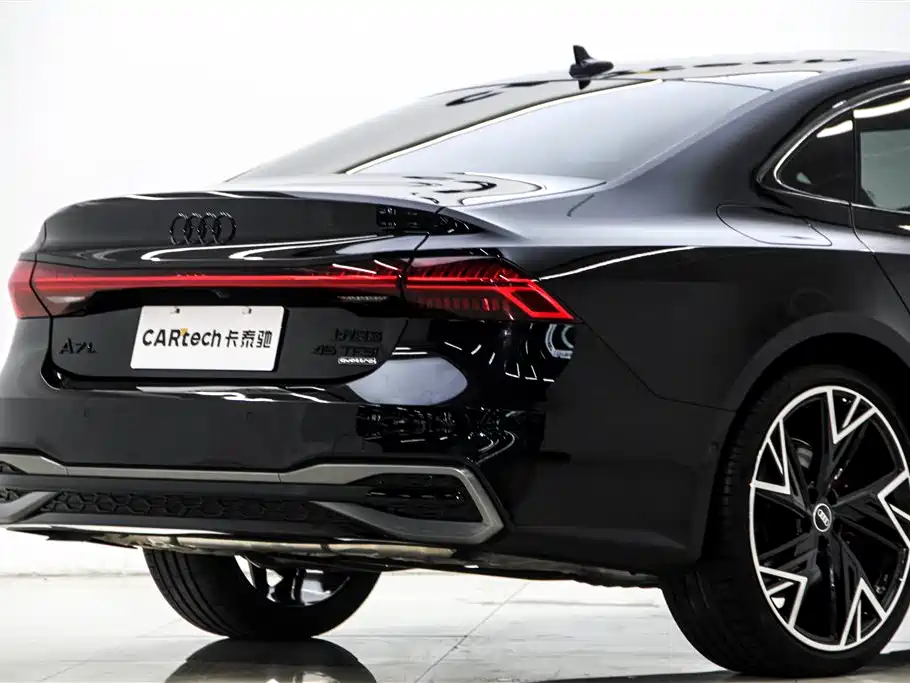 Audi A7L 2024 45 TFSI quattro