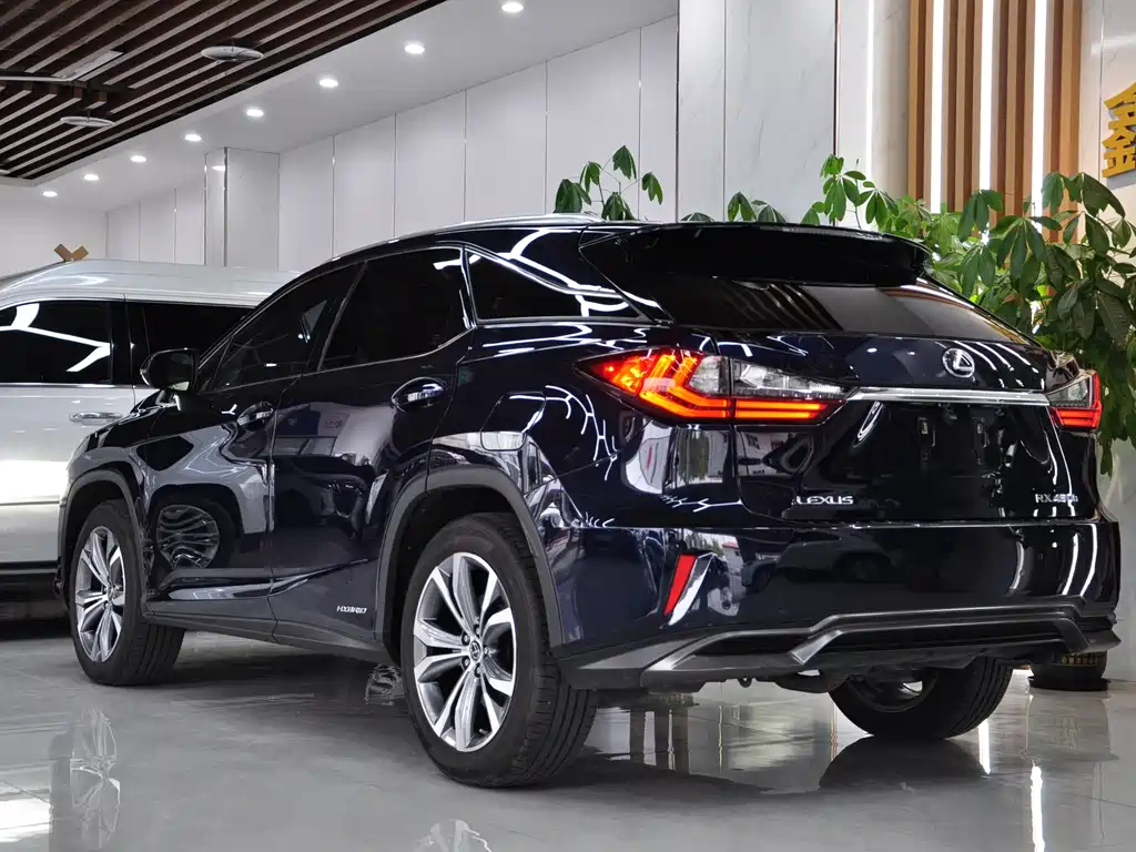 Lexus RX — миниатюра 3