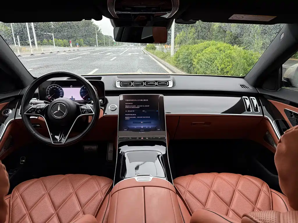 Mercedes-Benz S-Class — миниатюра 8