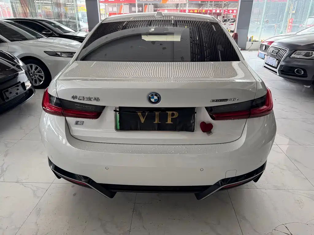 BMW i3 — миниатюра 8