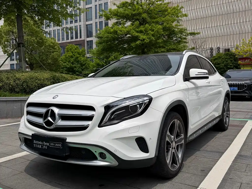 Купить Mercedes-Benz GLA