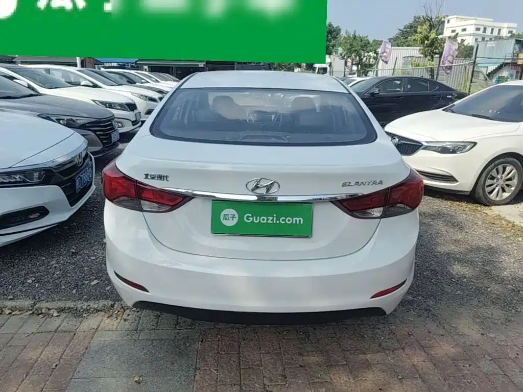 Hyundai Elantra Langdong — миниатюра 6
