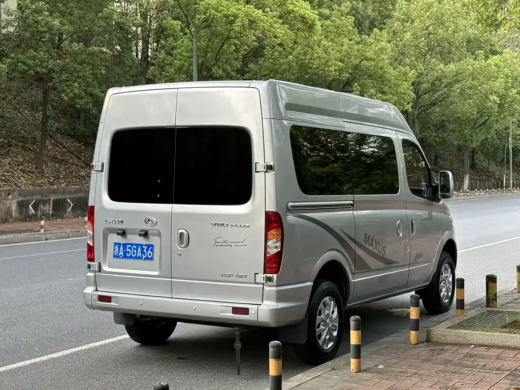 MAXUS V80 — миниатюра 36