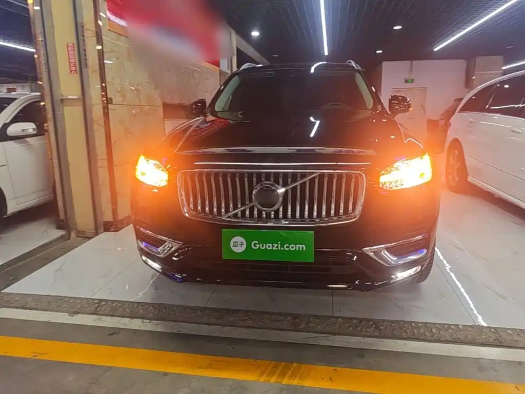 Volvo XC90 2020 T6 Luxury 7 мест