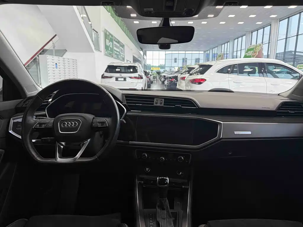 Audi Q3 — миниатюра 21