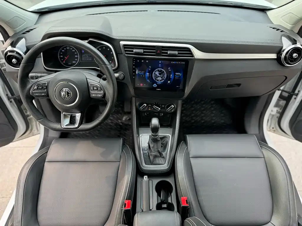 MG ZS — миниатюра 5