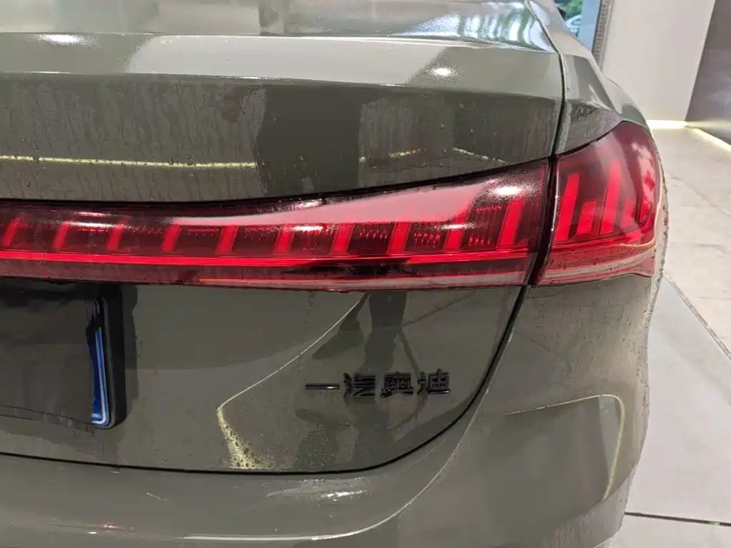 Audi A5L — миниатюра 8