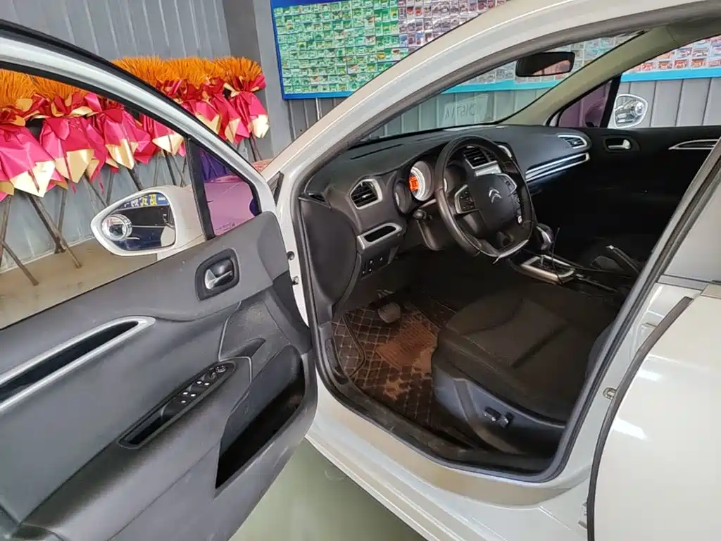 Citroen C4L — миниатюра 16