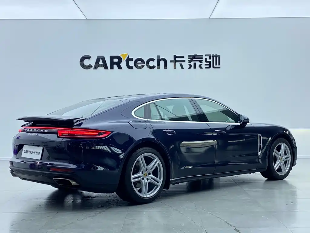 Porsche Panamera 2017 Panamera 4 Executive Long Wheelbase 3.0T
