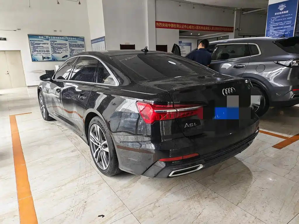 Audi A6L — миниатюра 6