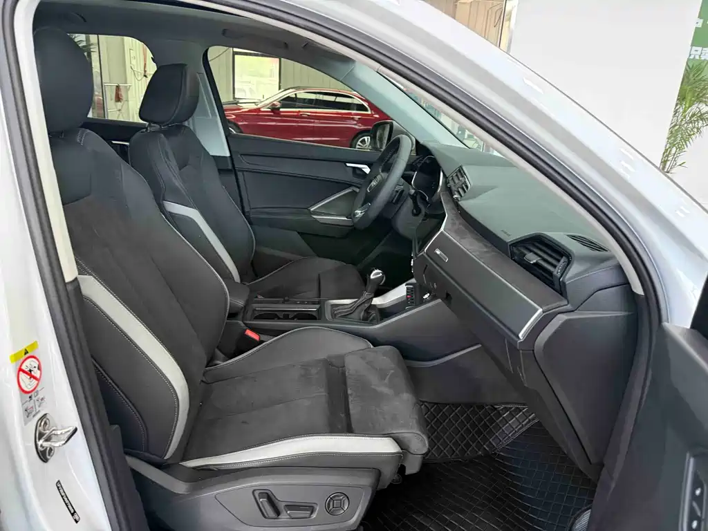 Audi Q3 — миниатюра 21