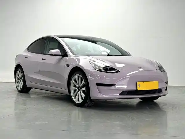 Tesla Model 3 — миниатюра 3
