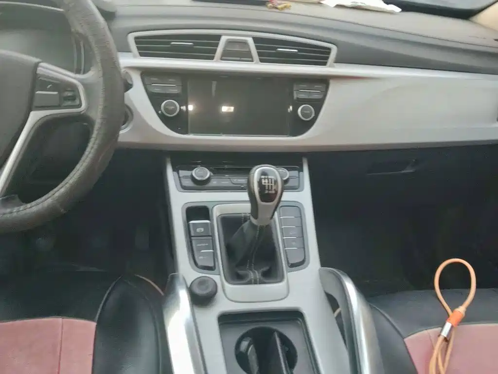 Geely Boyue — миниатюра 9