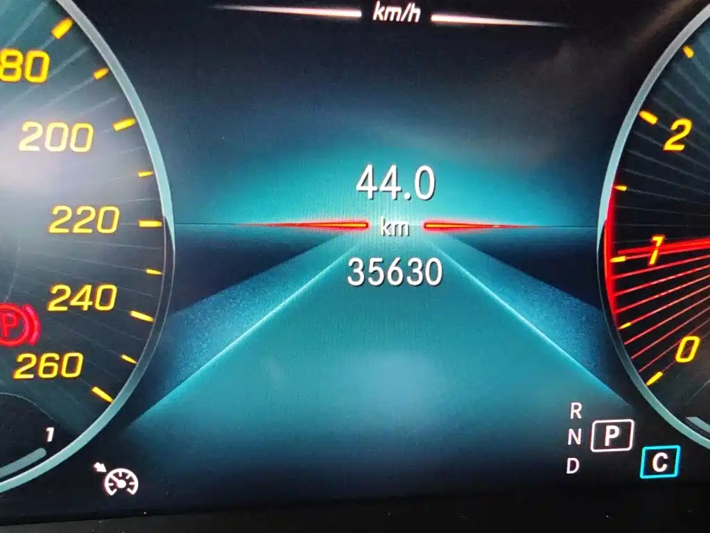 Mercedes-Benz C-Class — миниатюра 13