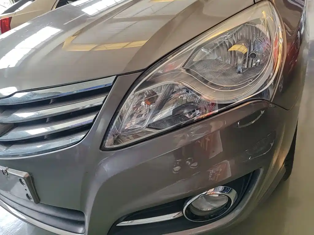 Hyundai Elantra — миниатюра 24