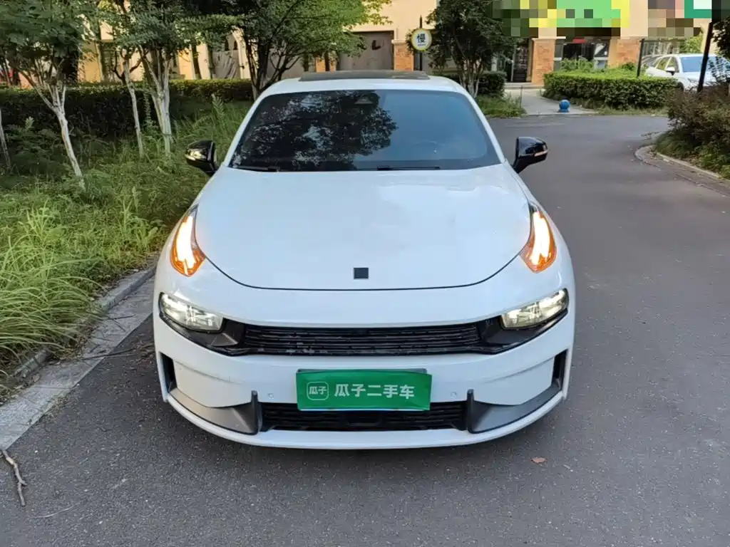 Lynk & Co 03 — миниатюра 3