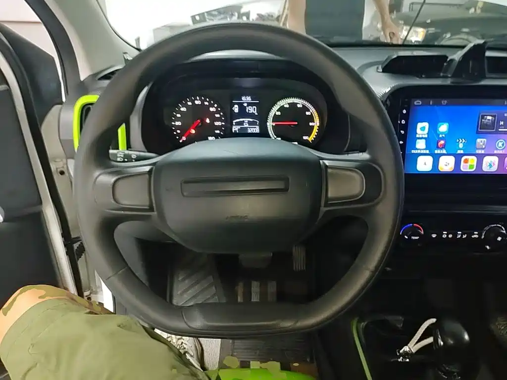 Roewe Clever — миниатюра 11