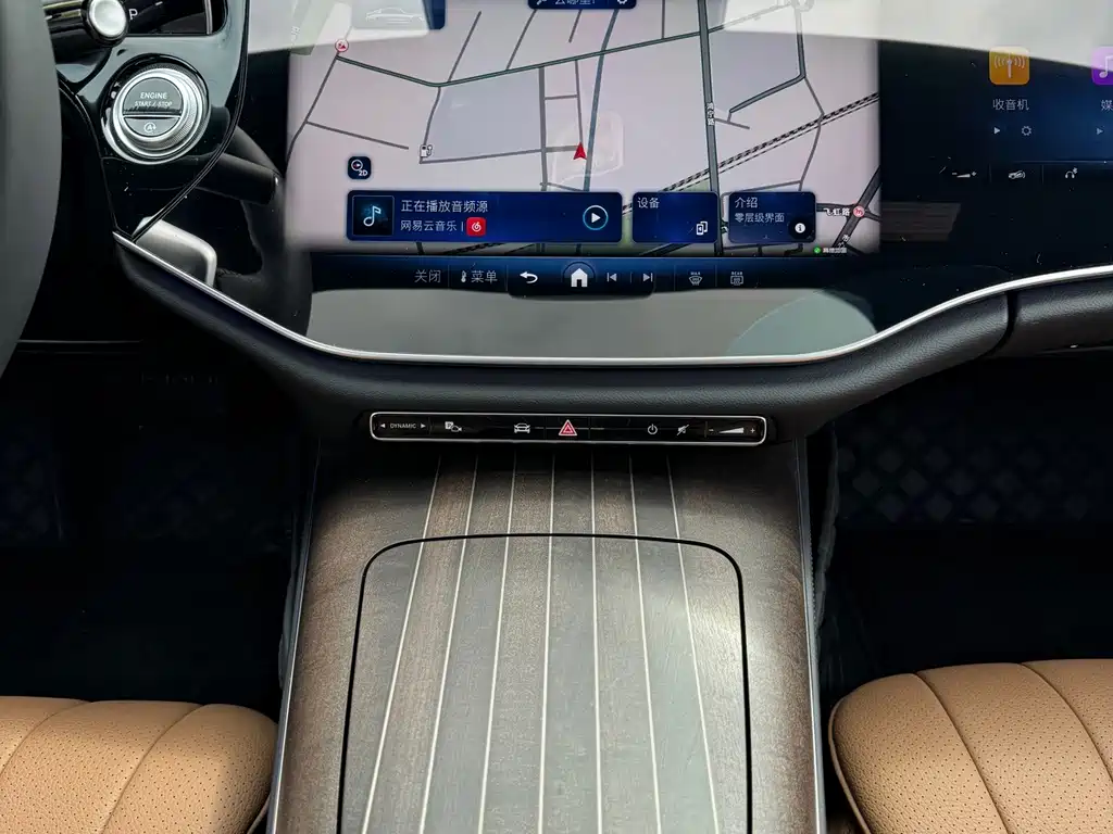 Mercedes-Benz E-Class — миниатюра 19