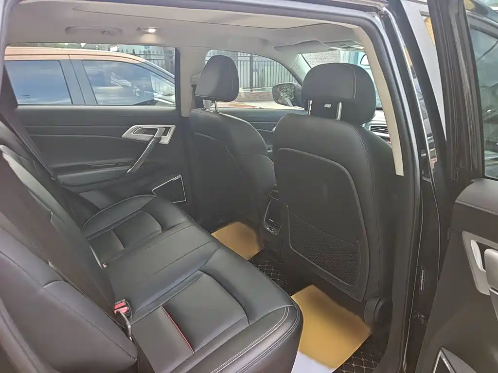 Geely Boyue — миниатюра 16