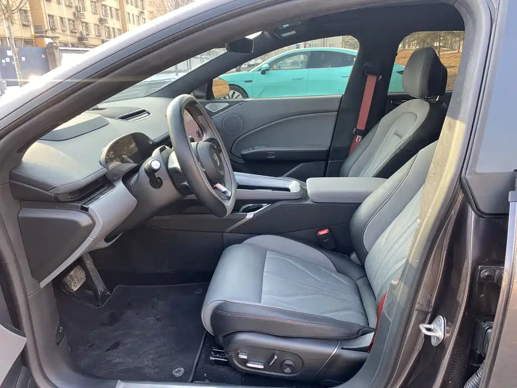 ZEEKR EXTREME KRYPTON 007GT