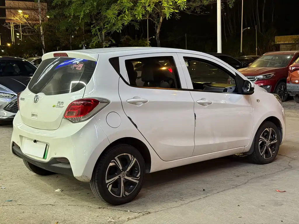 Changan Benben E-Star — миниатюра 6