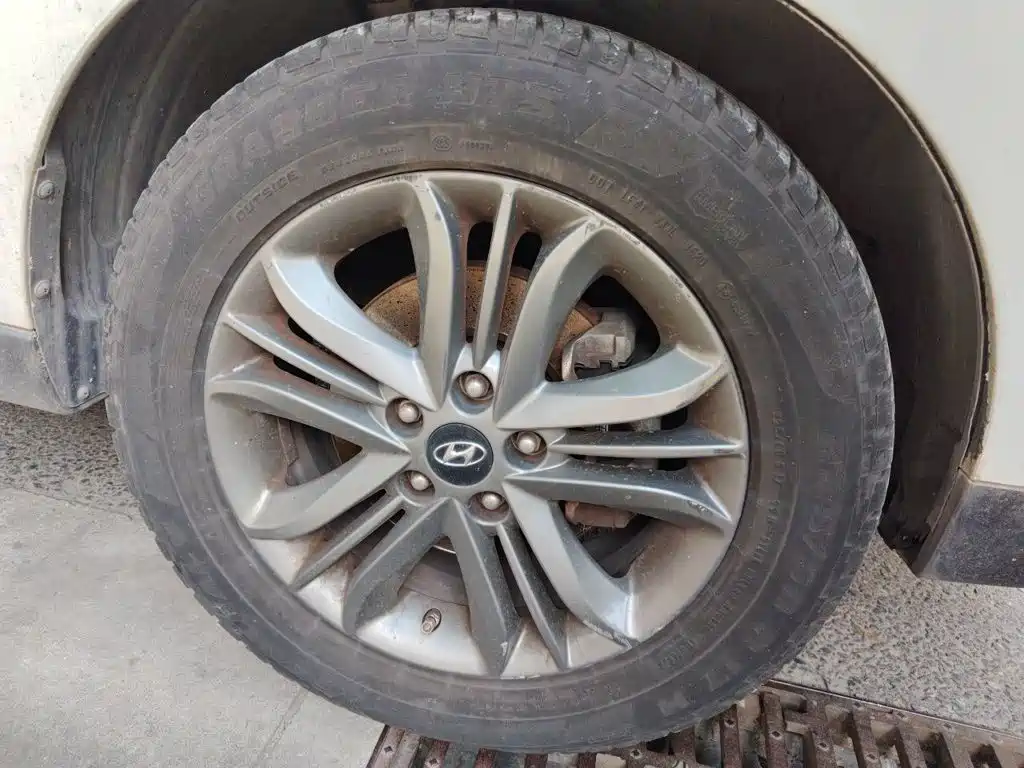 Hyundai ix35 — миниатюра 8