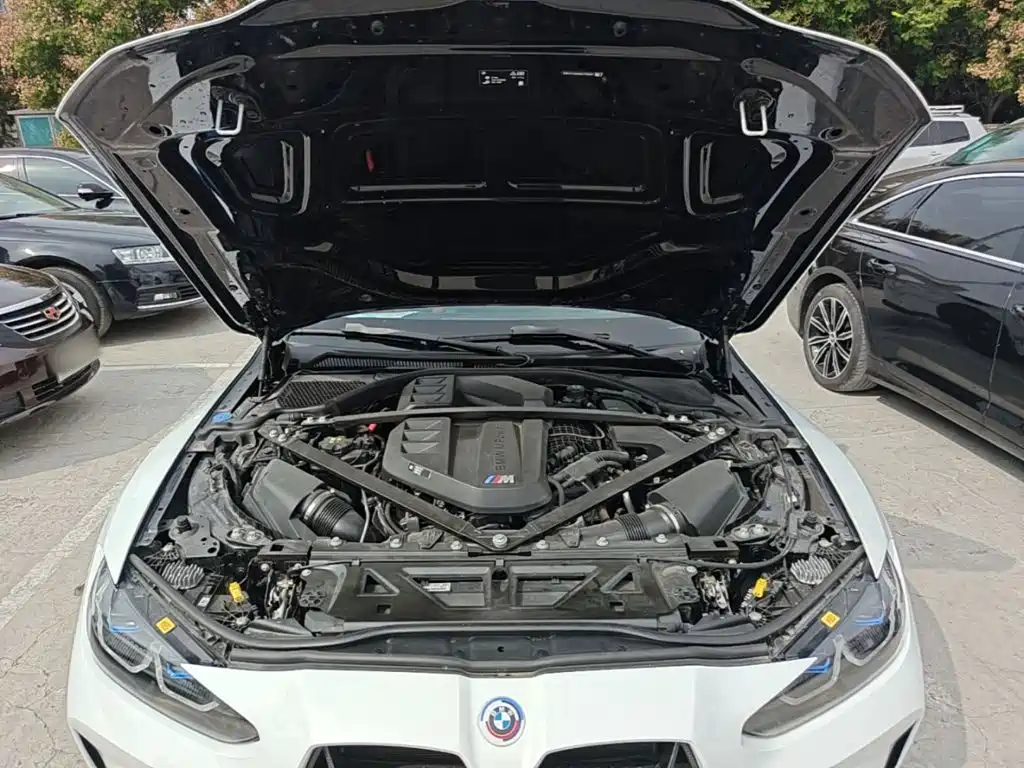 BMW M4 — миниатюра 20