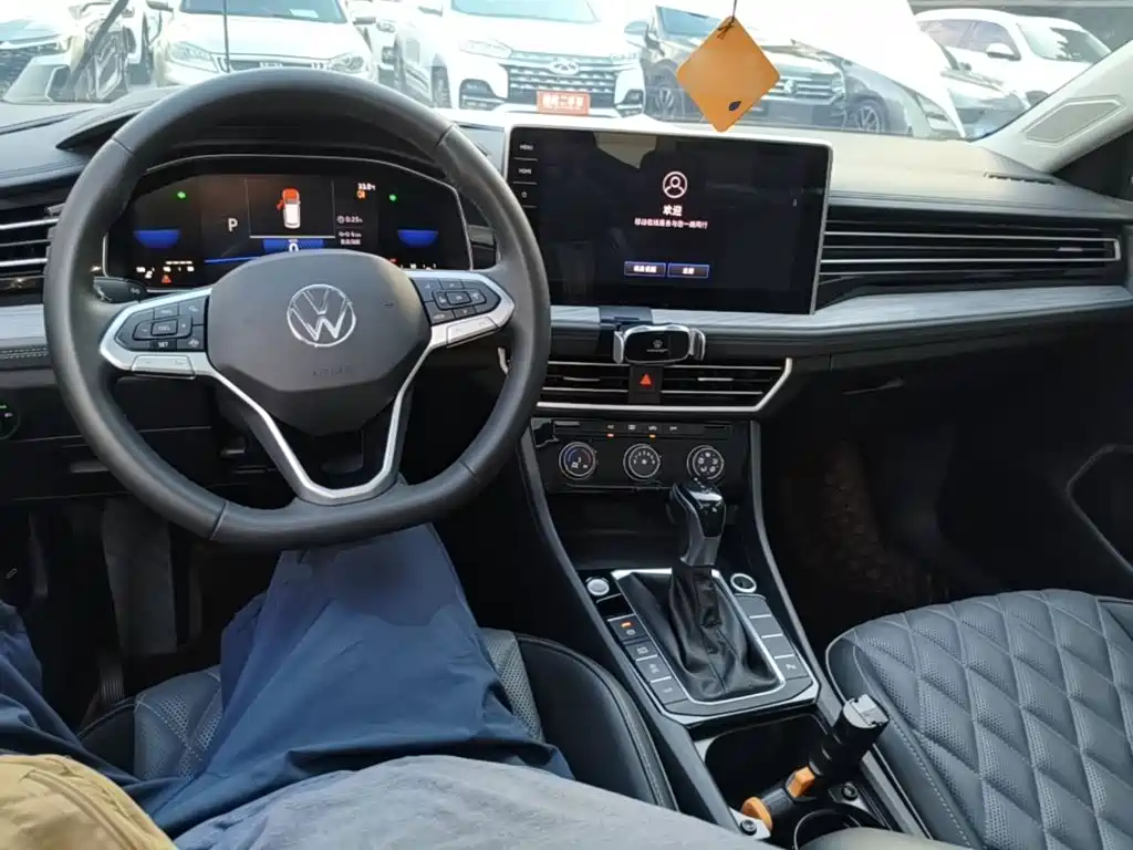 Volkswagen Sagitar — миниатюра 10