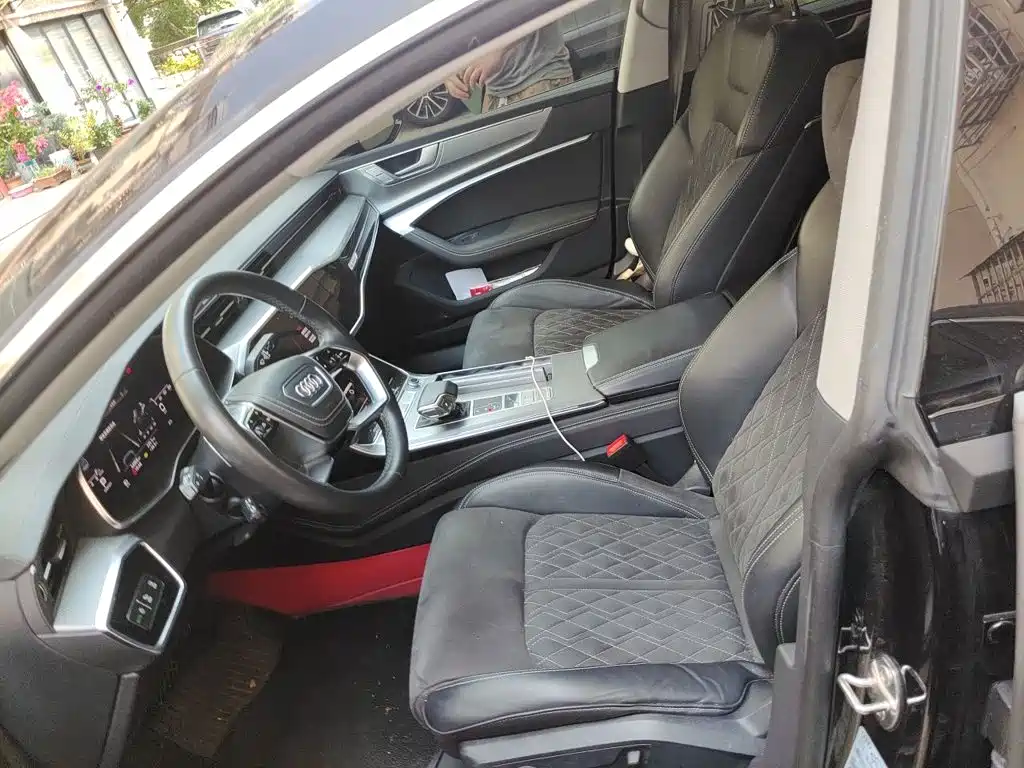 Audi A7L — миниатюра 11
