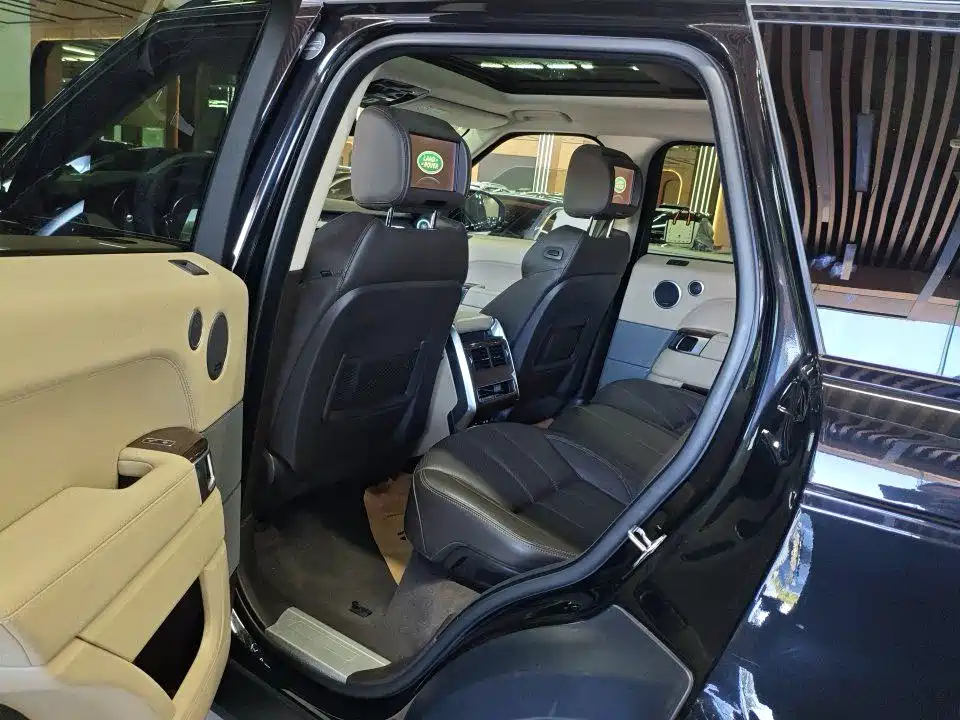 Land Rover Sport — миниатюра 6