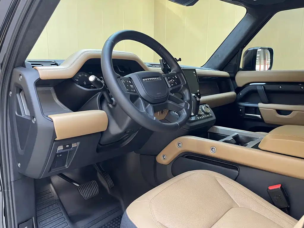 Land Rover Defender — миниатюра 10