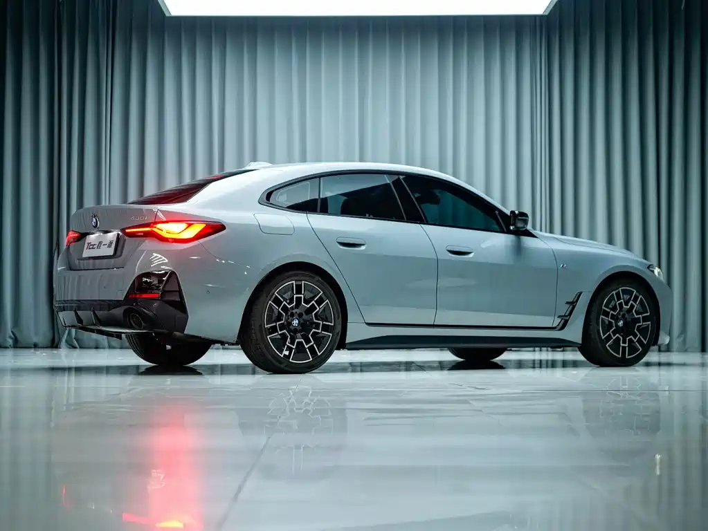 BMW 4 Series — миниатюра 9