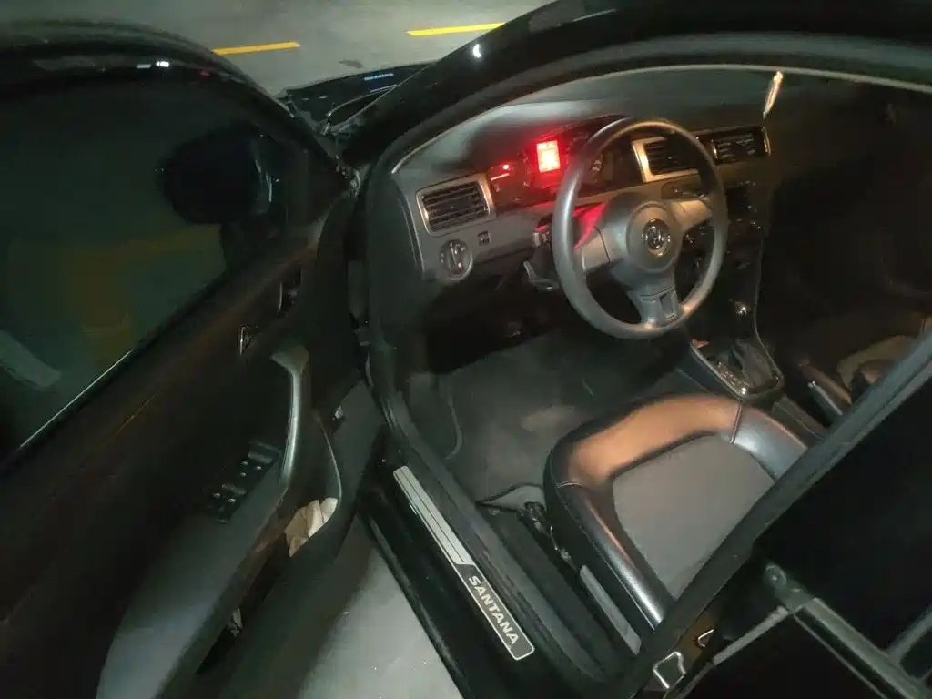 Volkswagen Santana — миниатюра 14