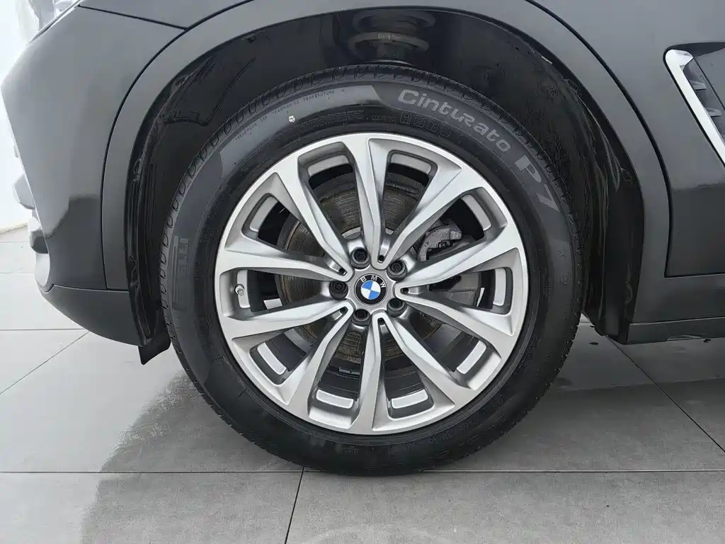 BMW X3 — миниатюра 17