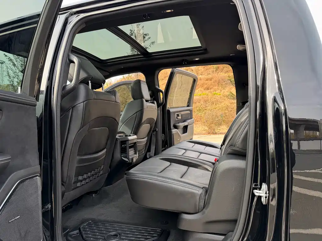 RAM Ram Trucks — миниатюра 14