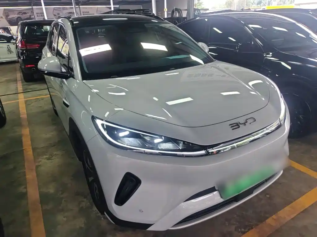 BYD Sealion 05 EV — миниатюра 4