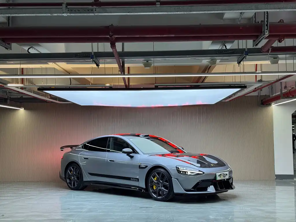 XIAOMI CAR XIAOMI SU7 ULTRA