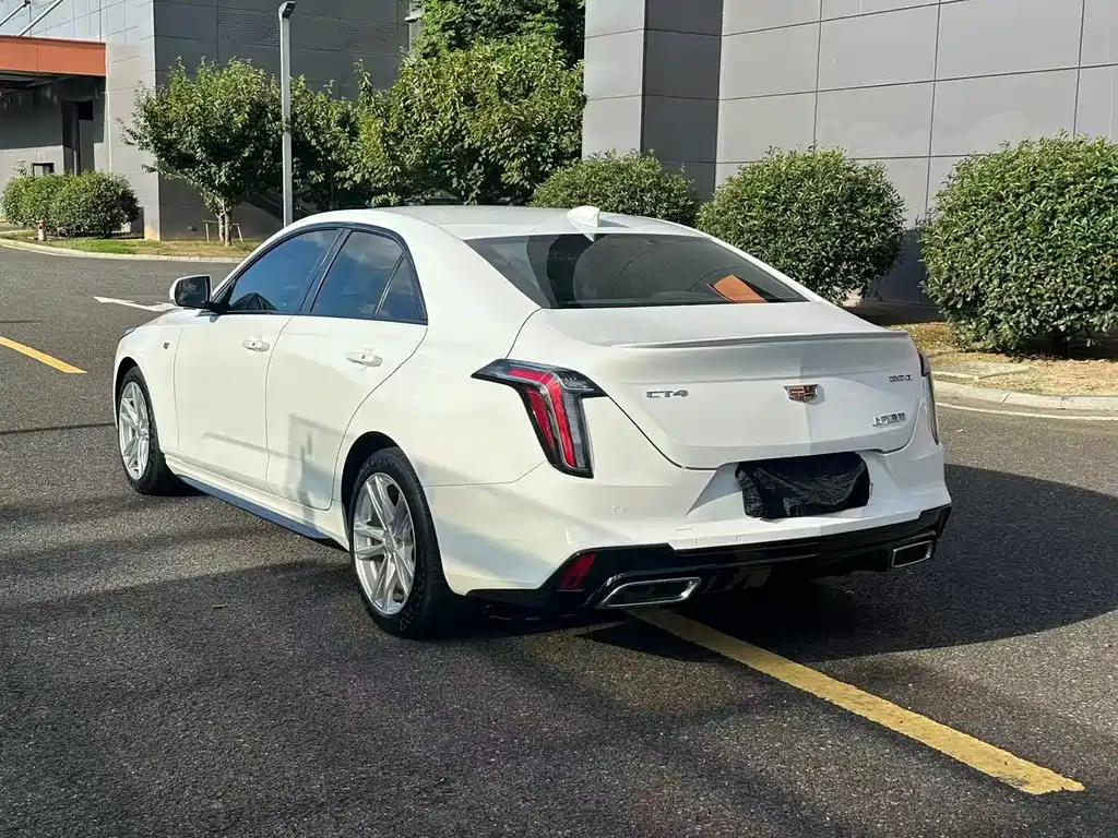 Cadillac CT4 — миниатюра 21