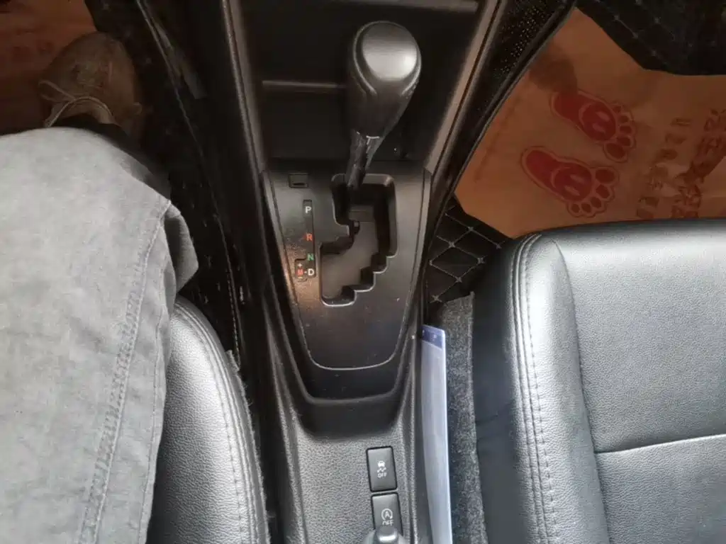 Toyota Yaris L — миниатюра 14