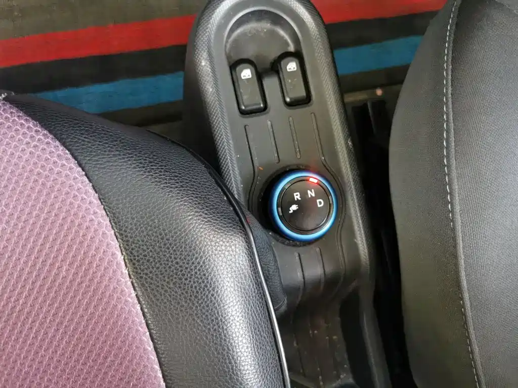 Wuling MINIEV — миниатюра 11