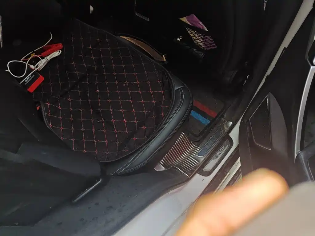 Geely Boyue — миниатюра 14