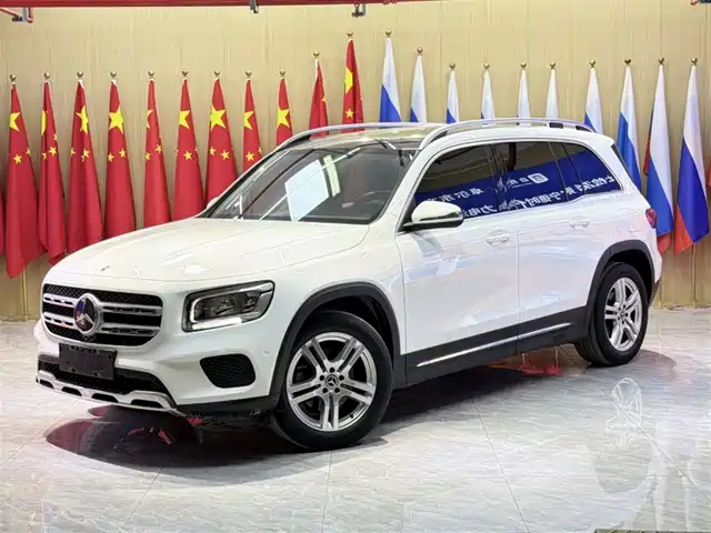 MERCEDES-BENZ GLB