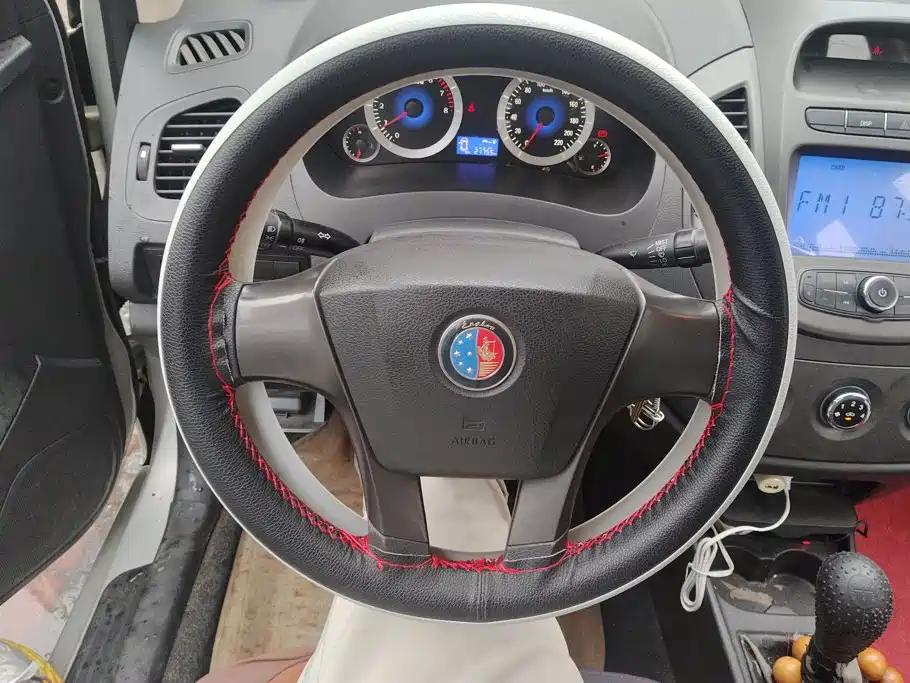 Geely King Kong — миниатюра 15