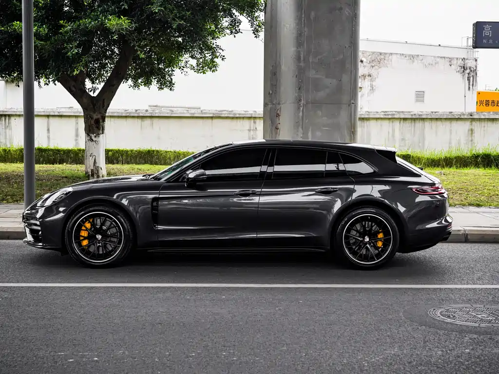 Porsche Panamera 2017 Panamera 4 Sport Turismo 3.0T