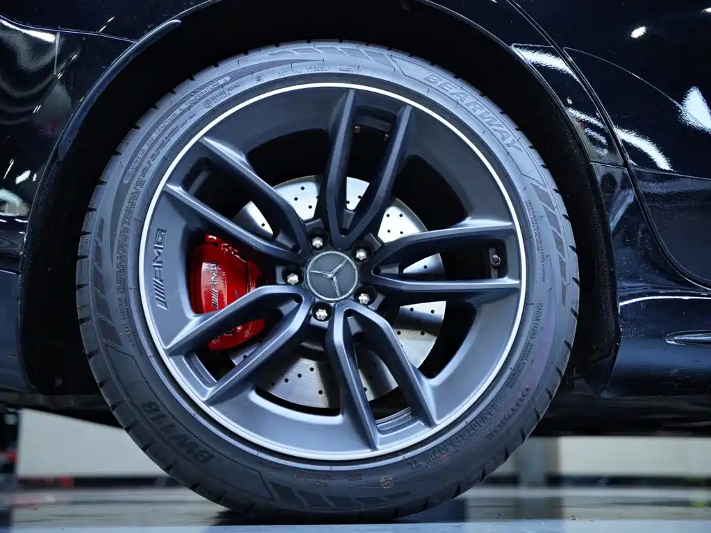 Mercedes-Benz AMG GT — миниатюра 9