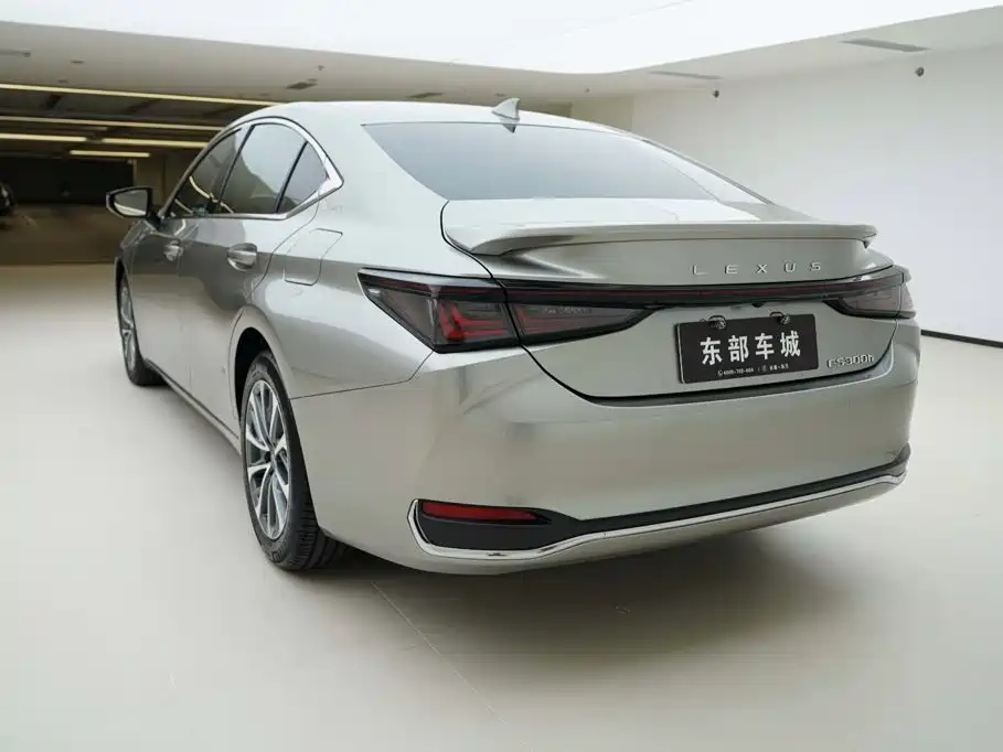 Lexus ES — миниатюра 4