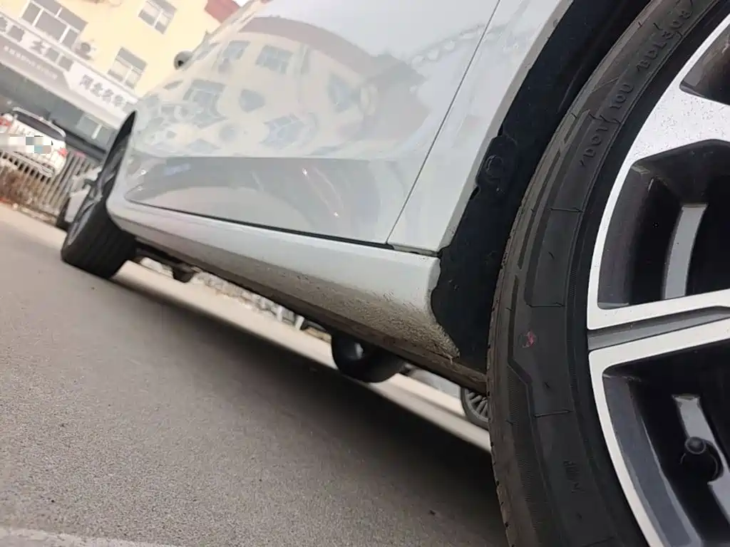 Geely Emgrand — миниатюра 21